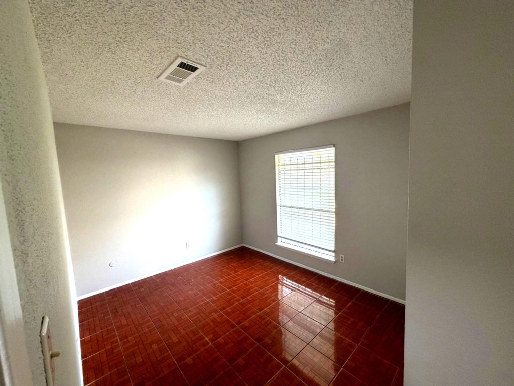 5817 W Tidwell Road - Photo 17