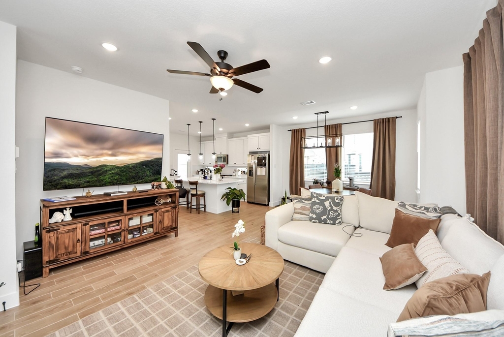21202 Fiery Skipper Drive - Photo 4