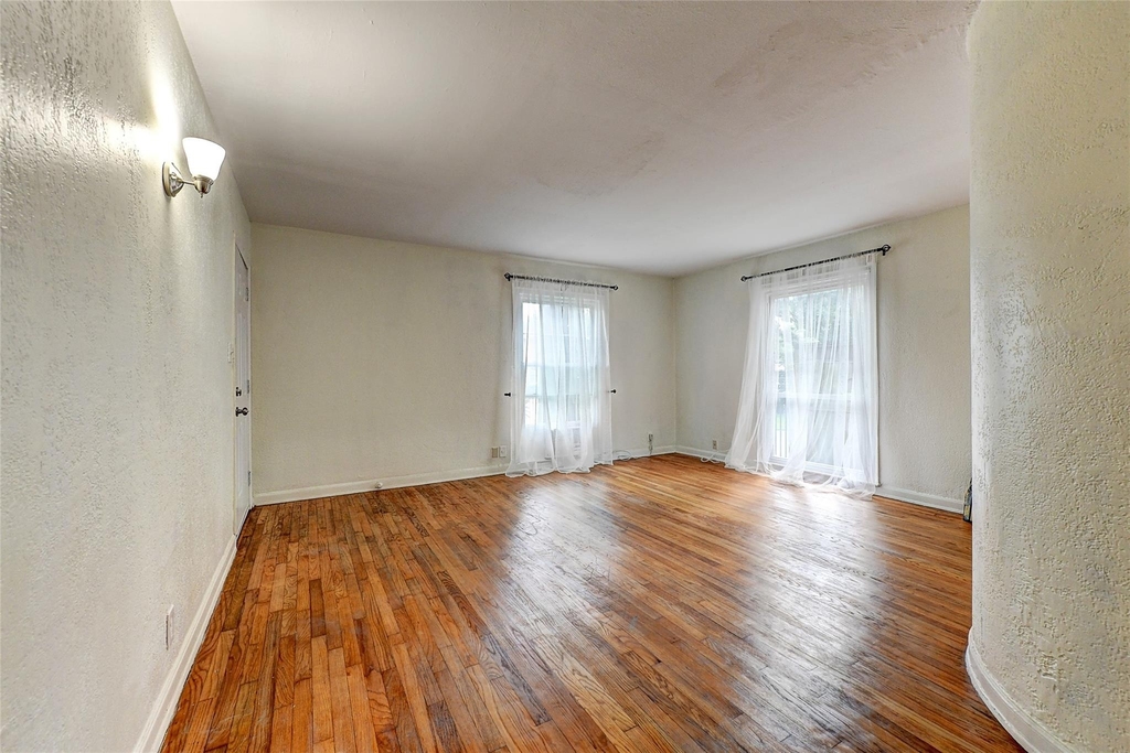 2509 Shakespeare Street - Photo 5