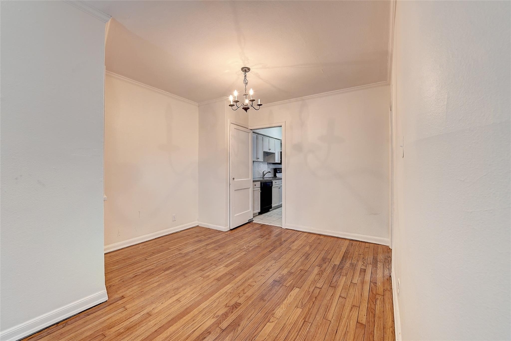 2509 Shakespeare Street - Photo 12
