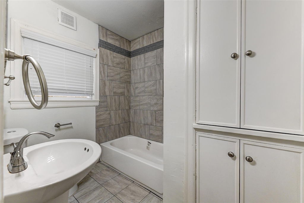 2509 Shakespeare Street - Photo 14