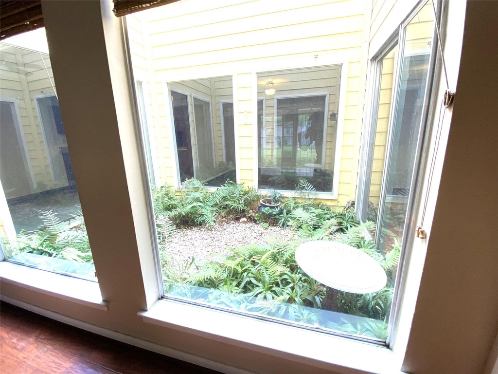 22522 Smokey Hill Drive - Photo 6