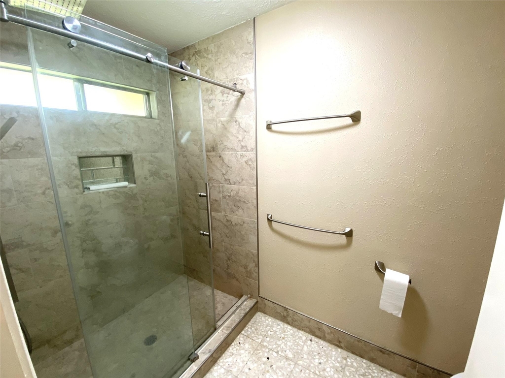 22522 Smokey Hill Drive - Photo 9