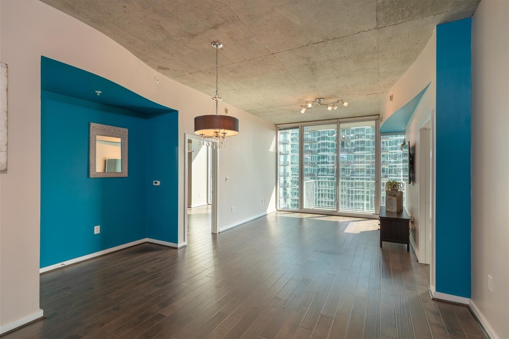 5925 Almeda Road - Photo 7