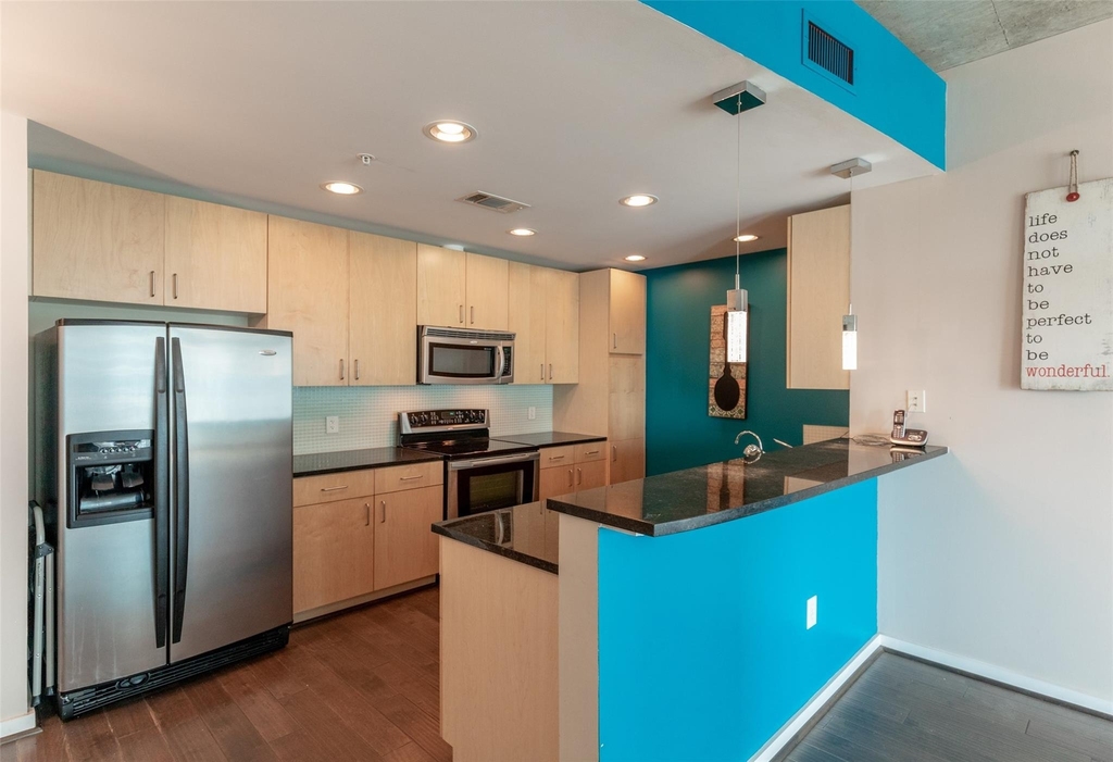 5925 Almeda Road - Photo 13