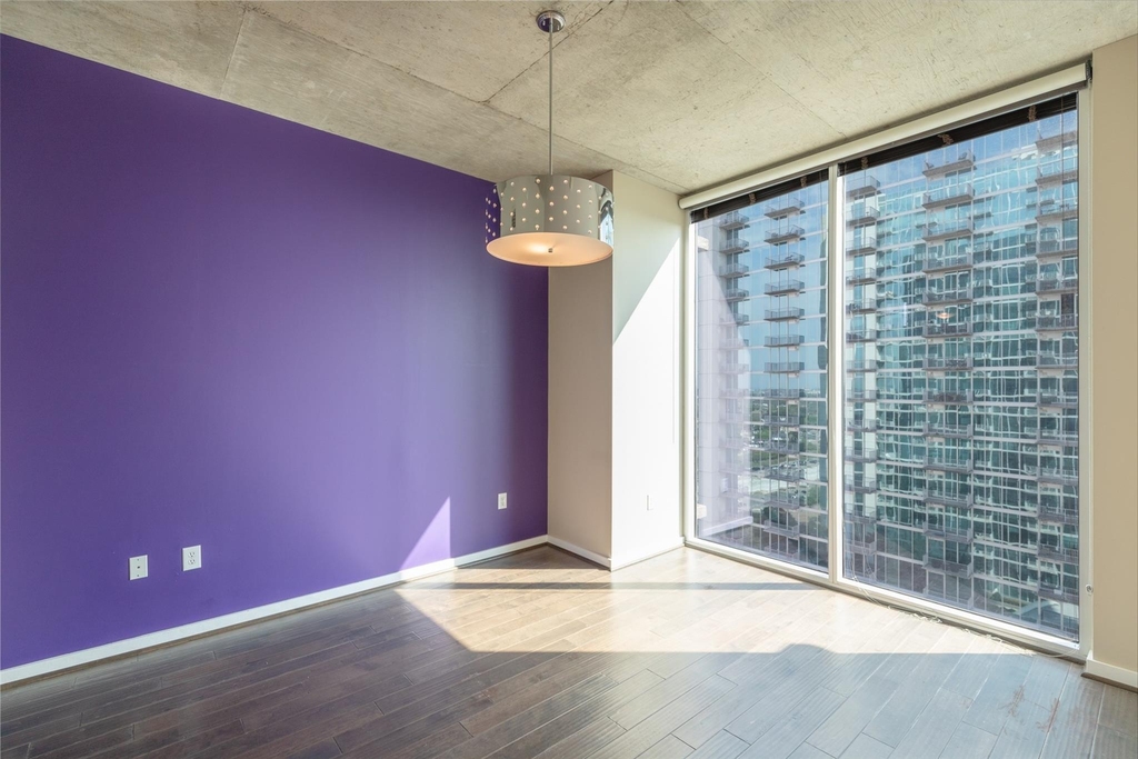5925 Almeda Road - Photo 17