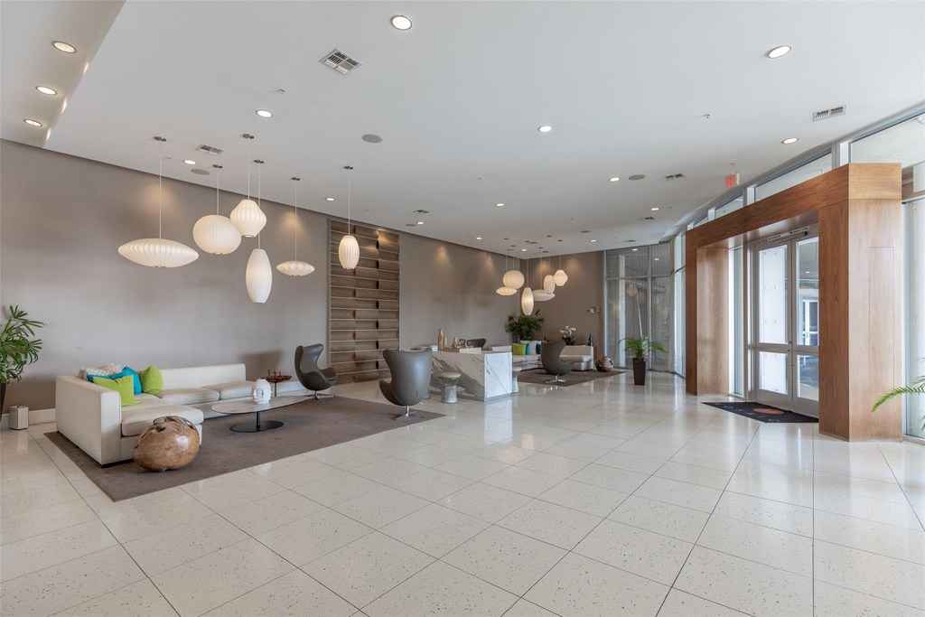 5925 Almeda Road - Photo 30