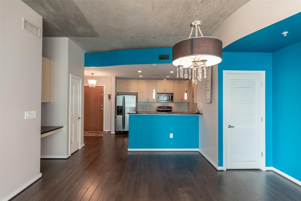 5925 Almeda Road - Photo 10