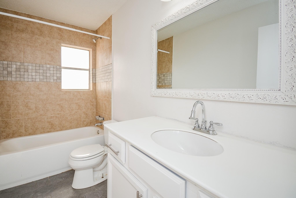 4906 E Orem Drive - Photo 6