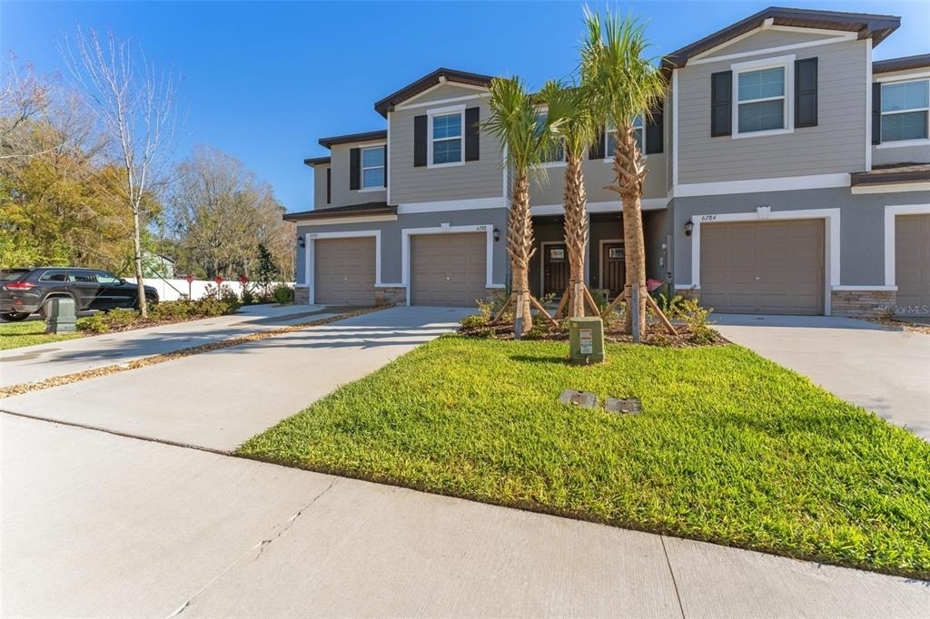 6288 Shiner Street - Photo 2