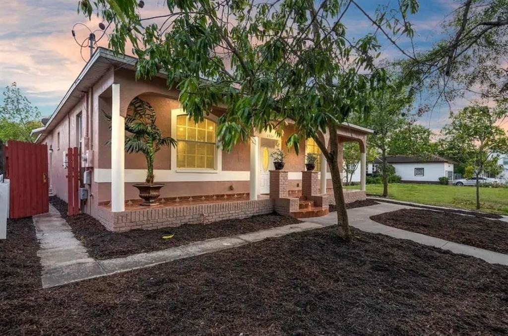 2324 W Palmetto Street - Photo 2