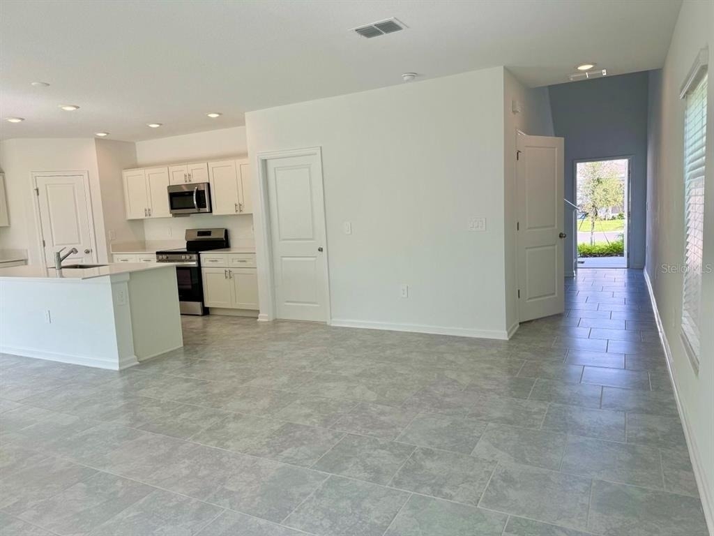 1727 Foreman Road - Photo 3