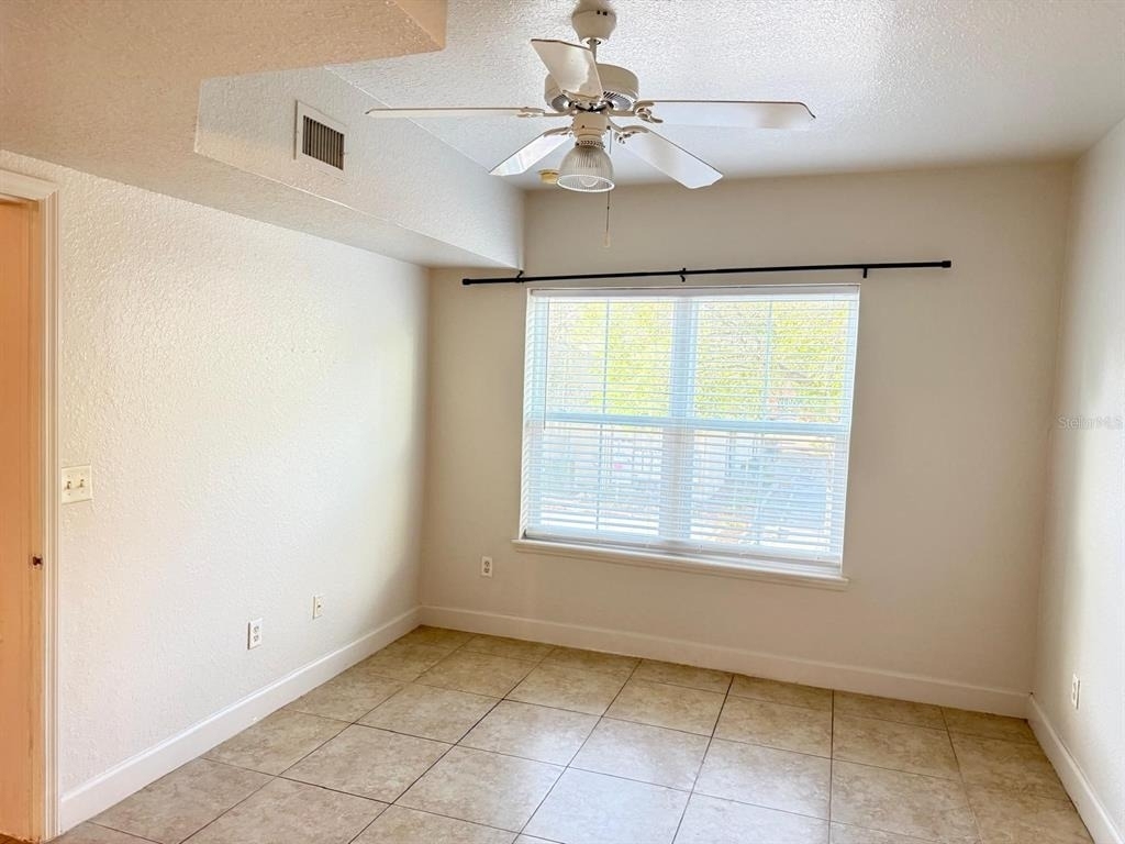 202 E South Street - Photo 15