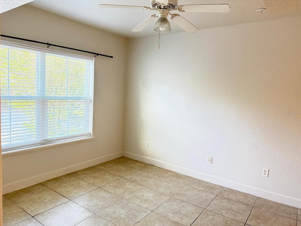 202 E South Street - Photo 17