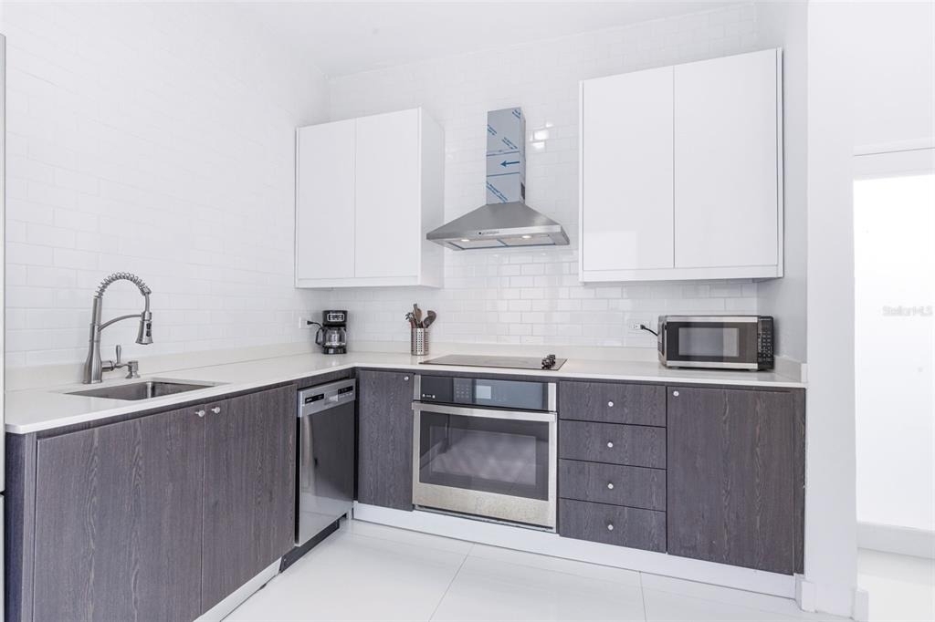 56 Calle F Krug Condado - Photo 1
