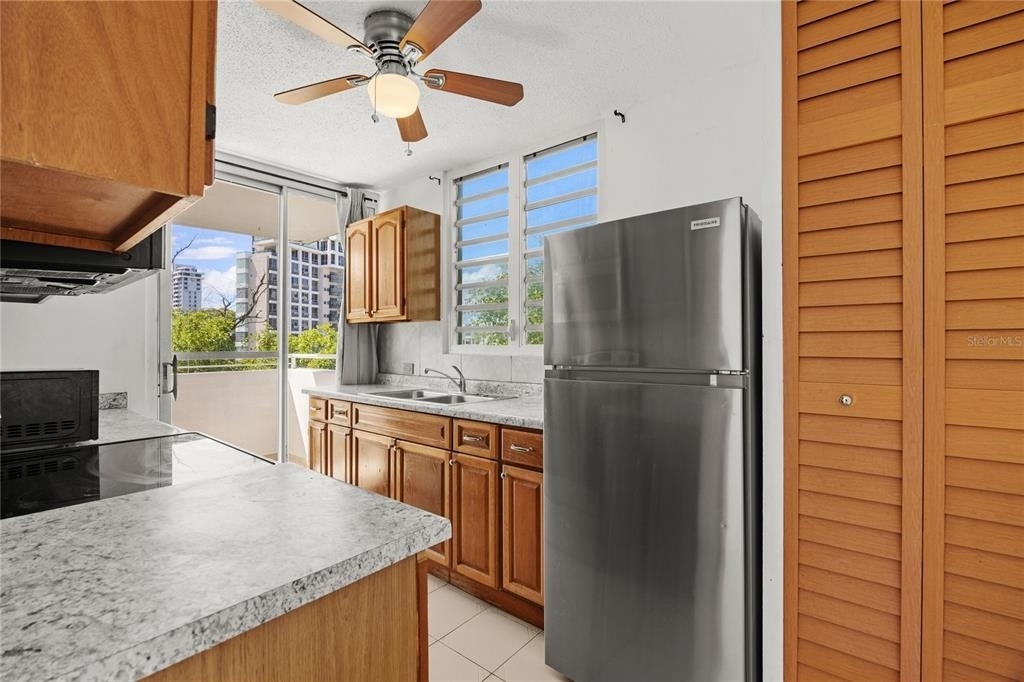 1304 Wilson Avenue - Photo 4