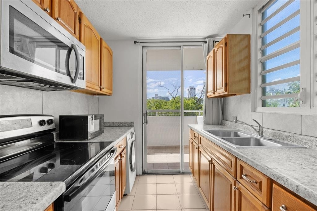 1304 Wilson Avenue - Photo 3