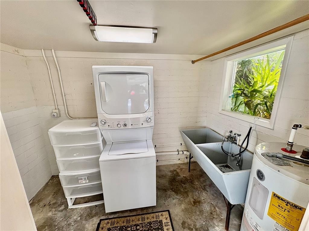 438 Lakeview Avenue - Photo 17