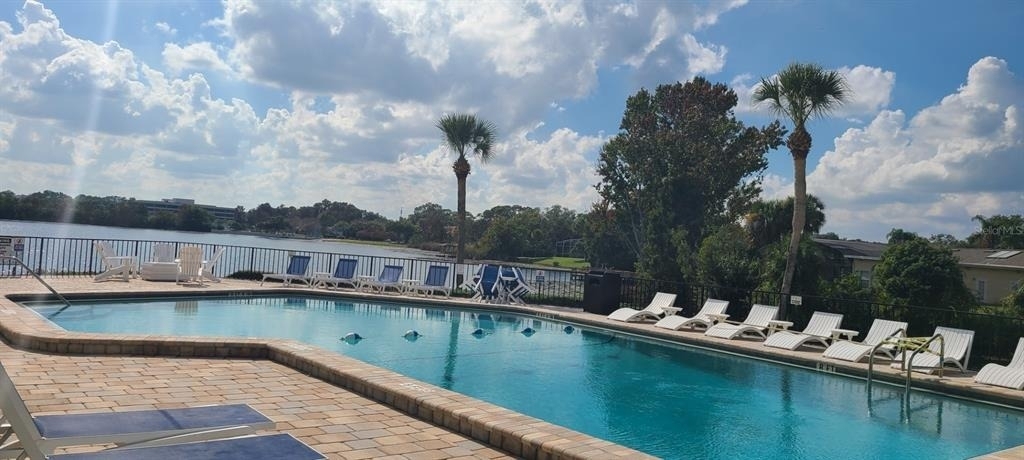 924 Lake Destiny Road - Photo 16