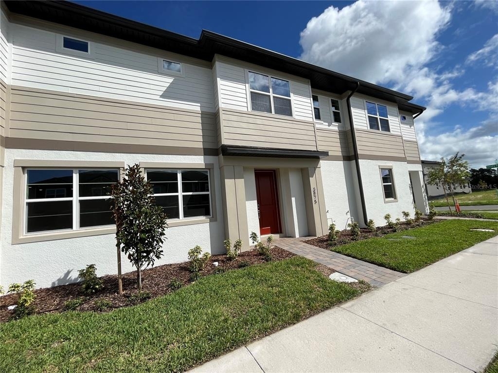3875 Knotty Pine Street - Photo 0