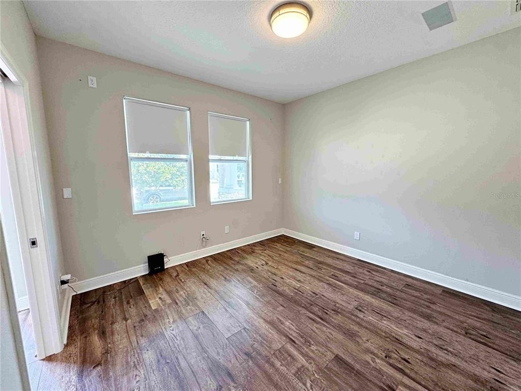 6154 Hamlin Reserve Boulevard - Photo 8