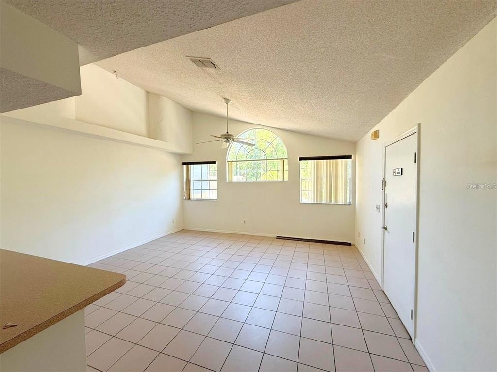 2000 Royal Bay Boulevard - Photo 3