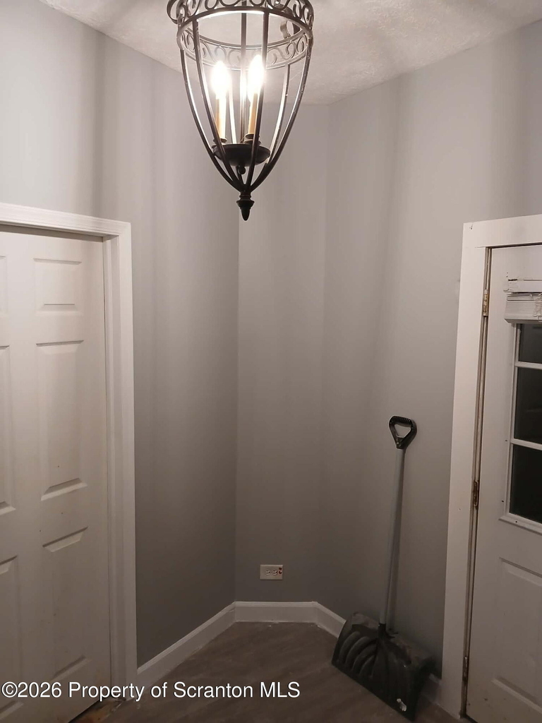 47 E Parker Street - Photo 2