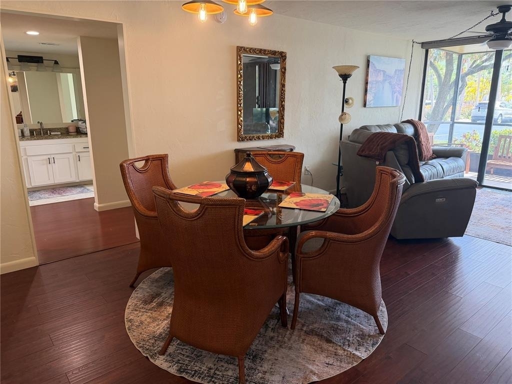618 Bird Bay Drive S - Photo 4