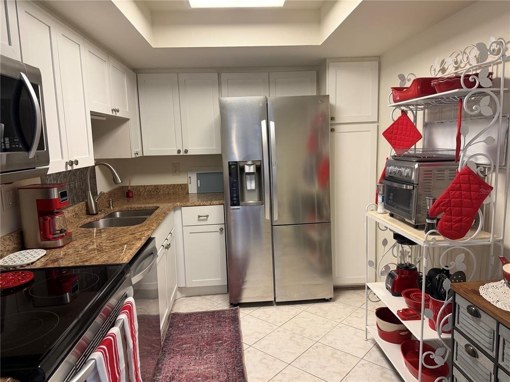 618 Bird Bay Drive S - Photo 3