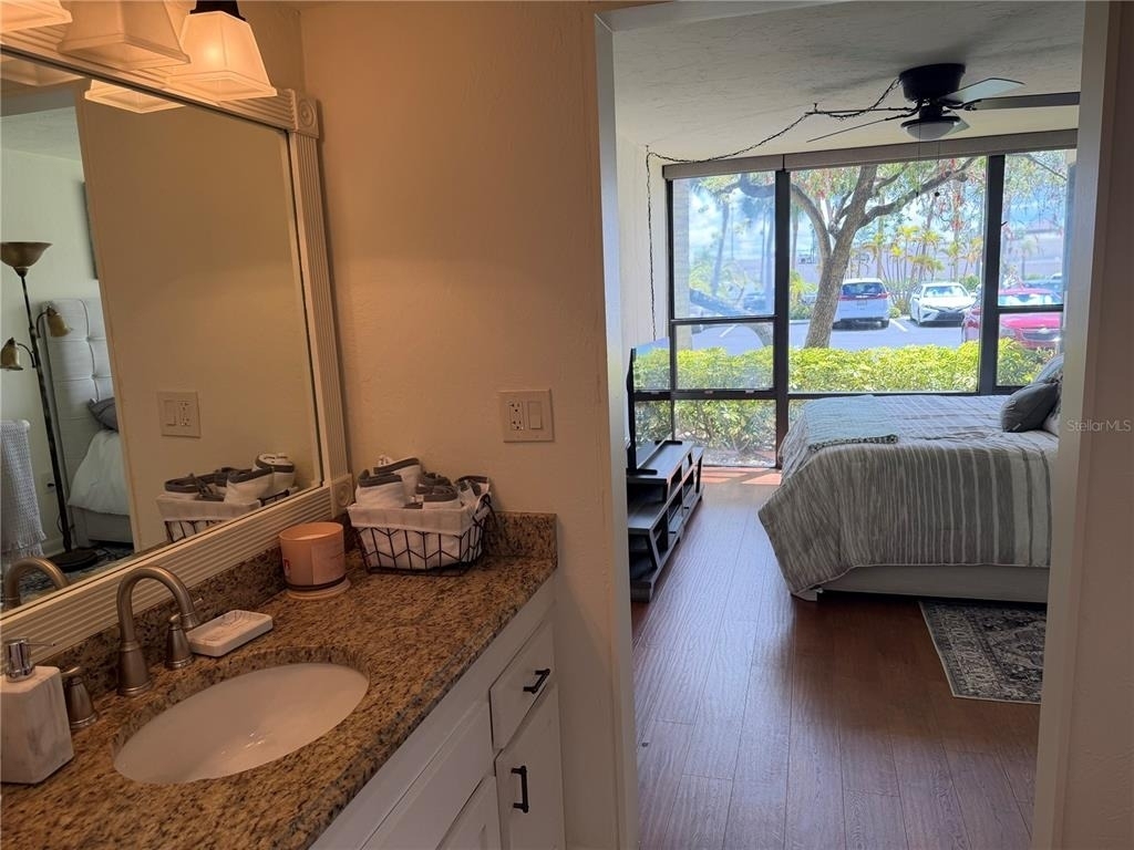 618 Bird Bay Drive S - Photo 17