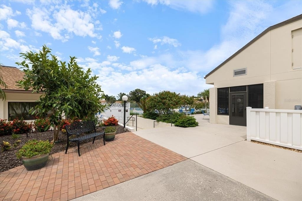 618 Bird Bay Drive S - Photo 21