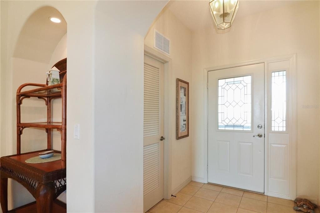 20846 Queen Alexandra Drive - Photo 2