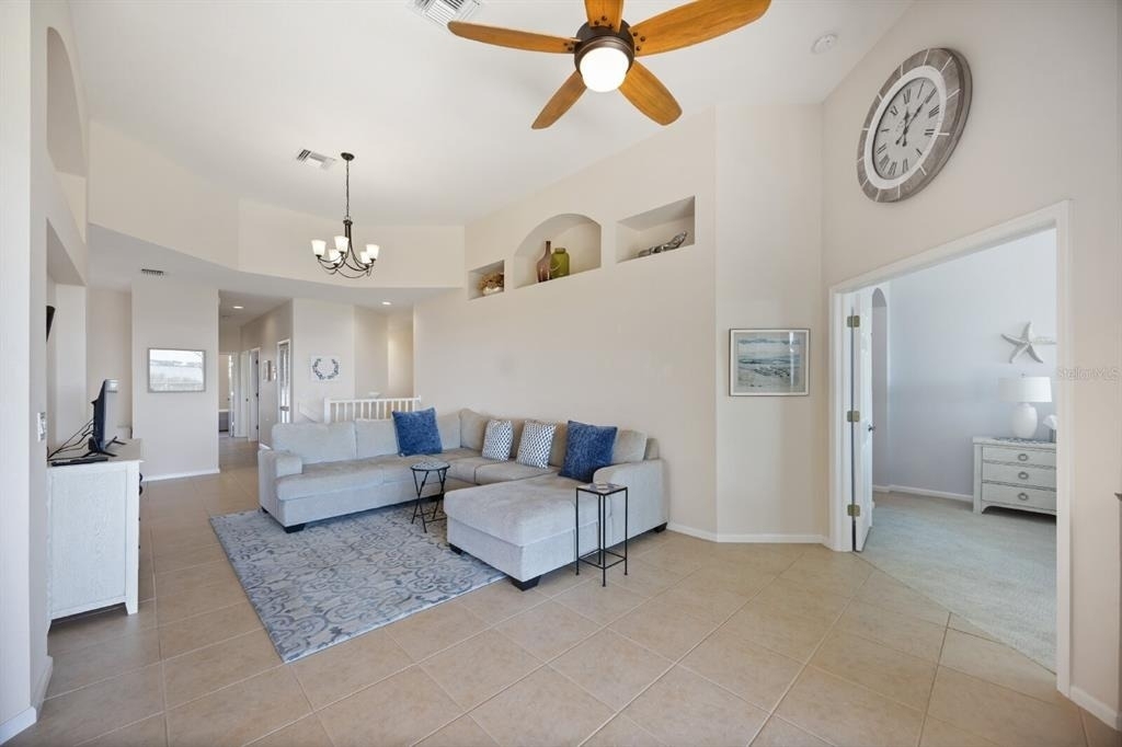 4604 Club Drive - Photo 5
