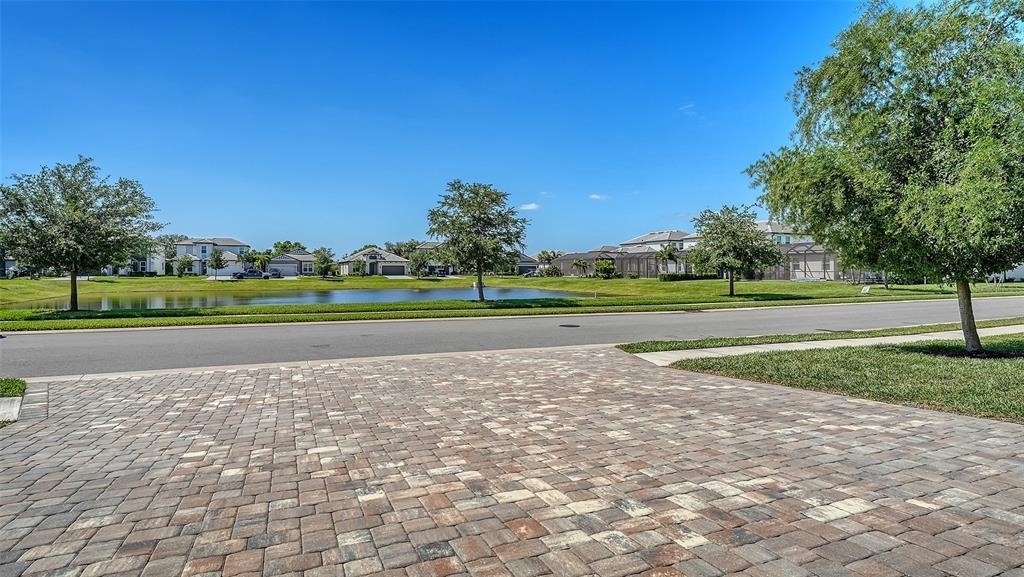 16905 Sweetwater Village Drive - Photo 4