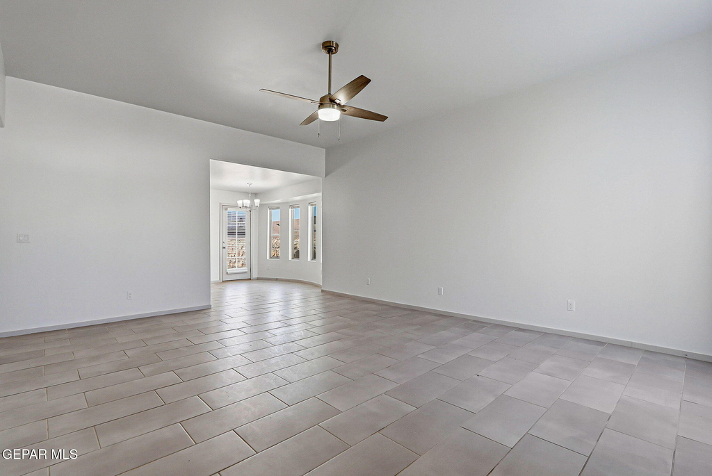 1173 Summer Rain Street - Photo 3