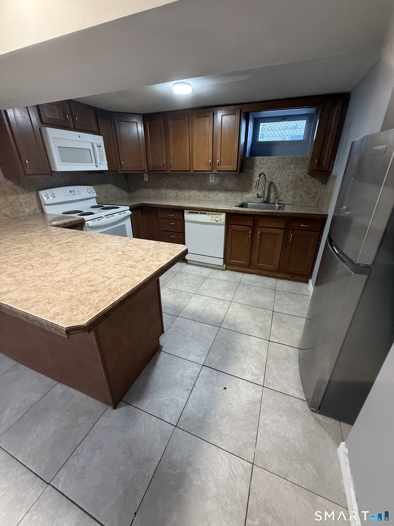 42 Cottage Street - Photo 3