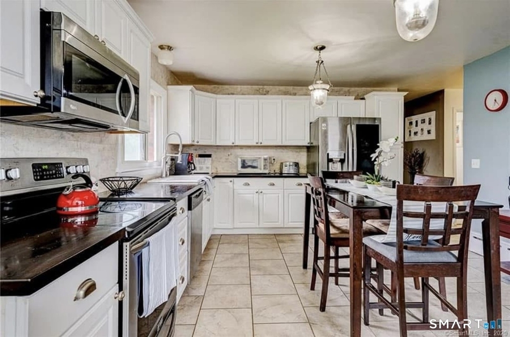 127 Englewood Avenue - Photo 2