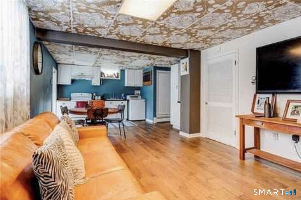 127 Englewood Avenue - Photo 16