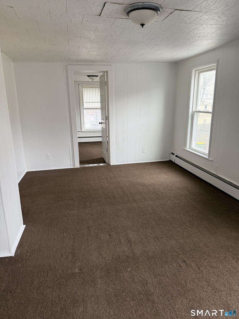 33 Pilgrim Avenue - Photo 4