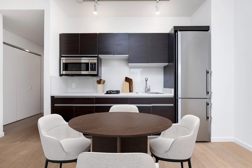 116 John Street - Photo 4