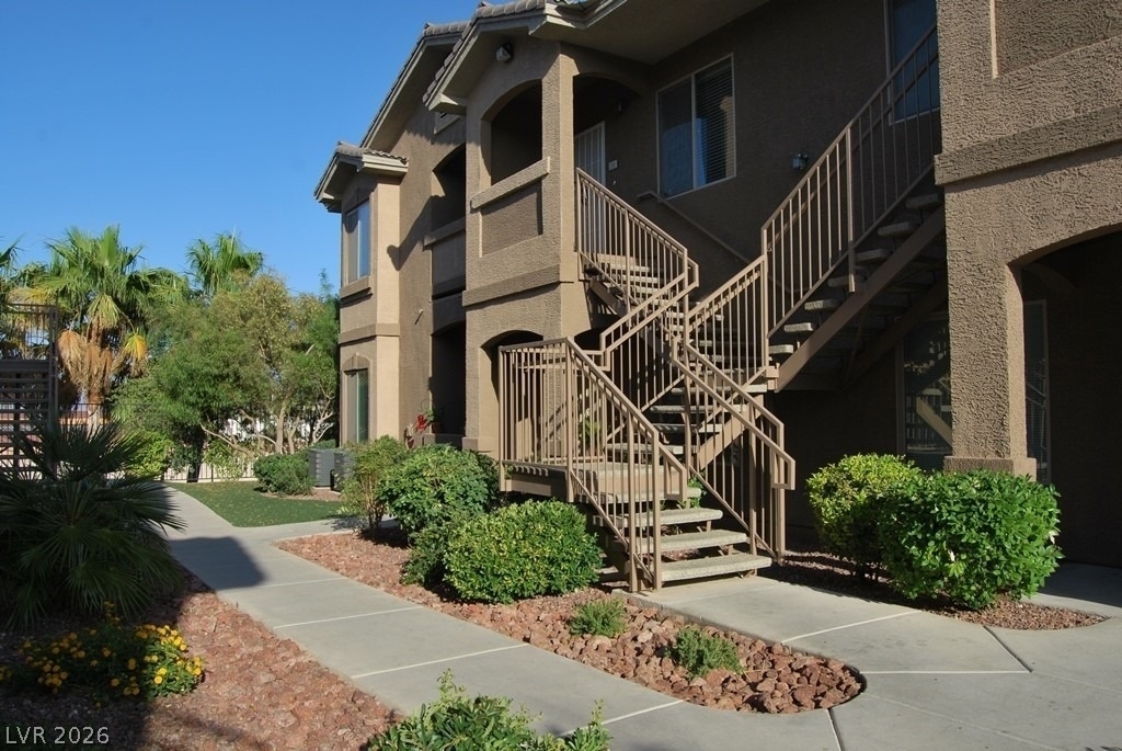 8805 Jeffreys Street - Photo 0