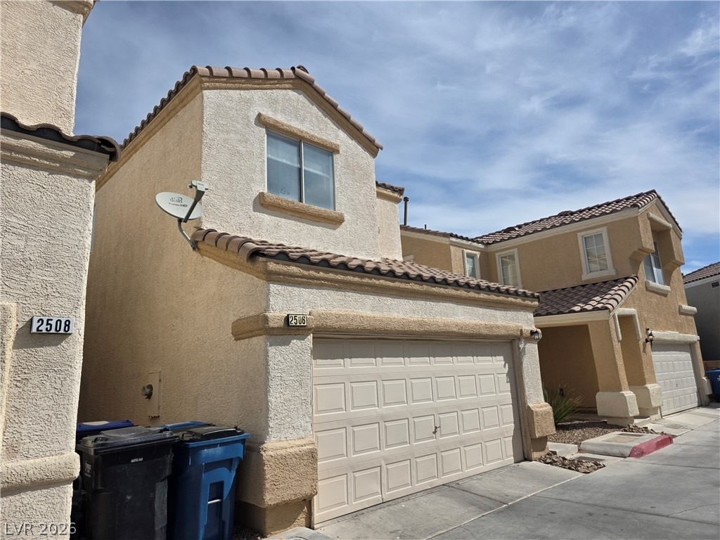 2506 Lady Elizabeth Court - Photo 2