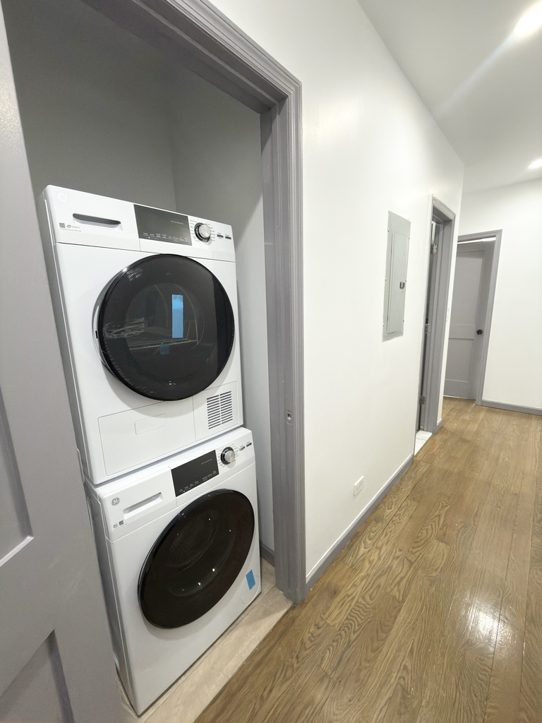 600 West 186th Street - Photo 2
