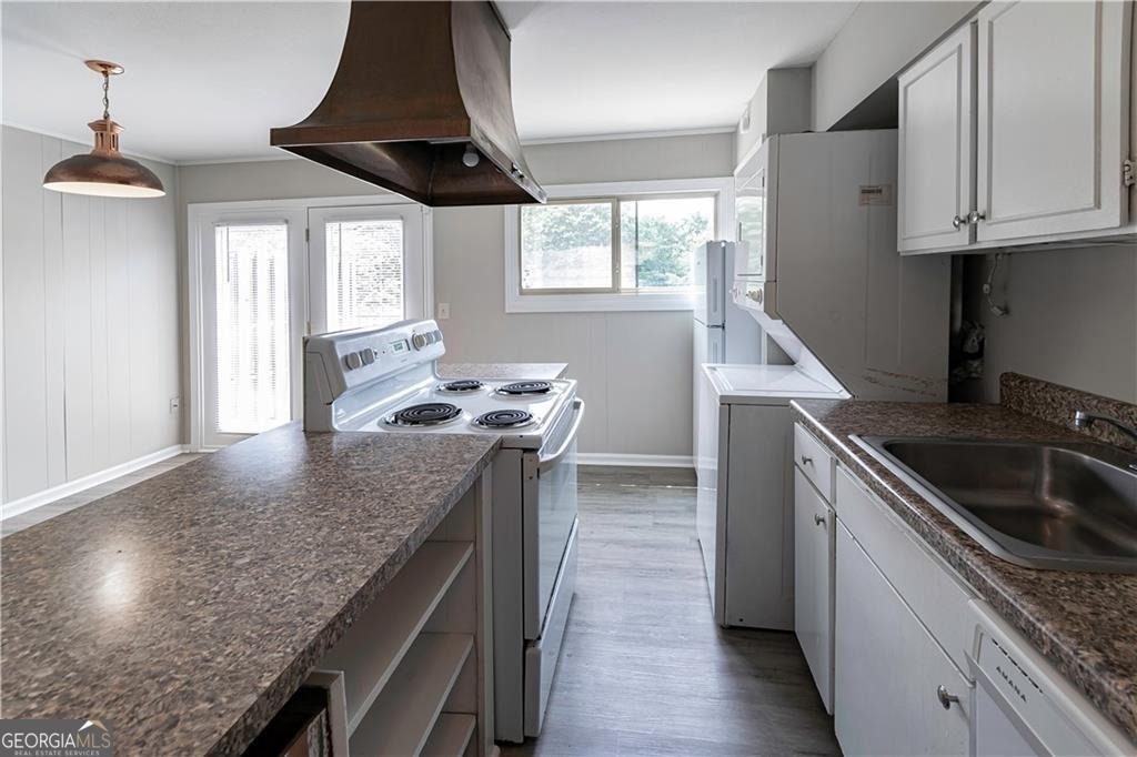 3071 Colonial Way - Photo 3