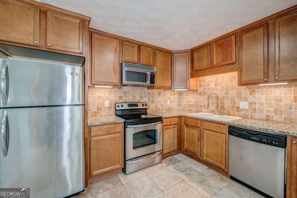 280 Winding River Road - Photo 10