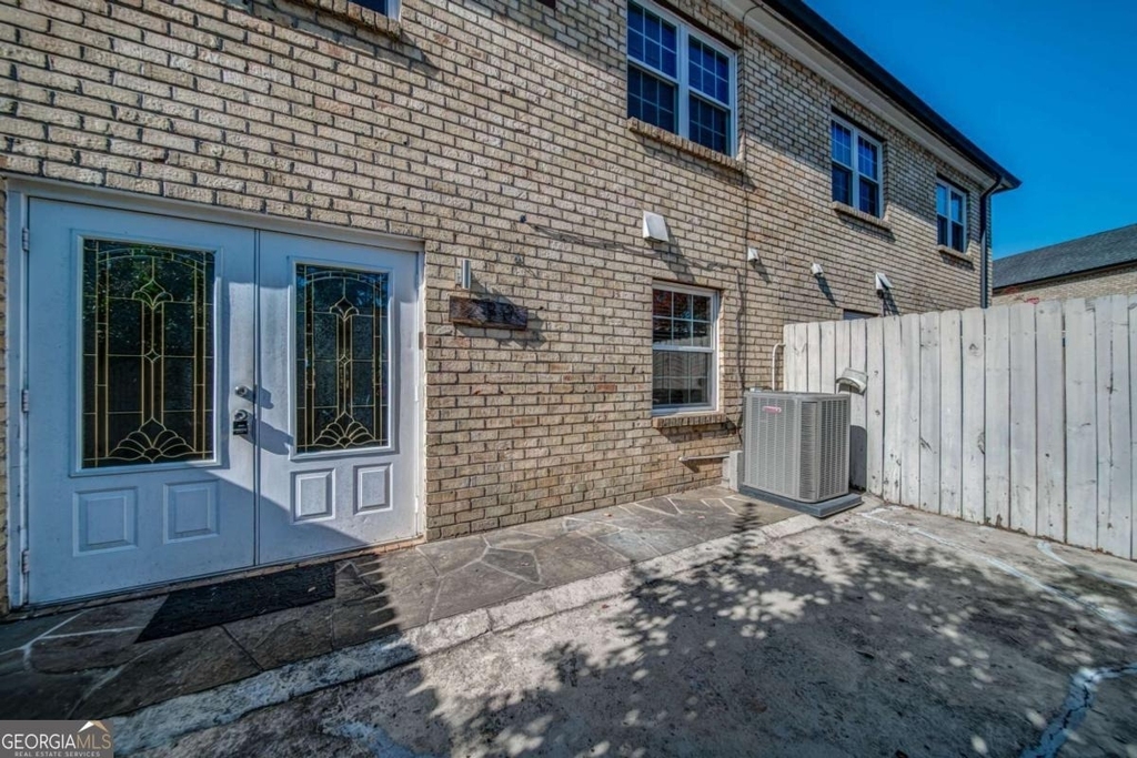 280 Winding River Road - Photo 32