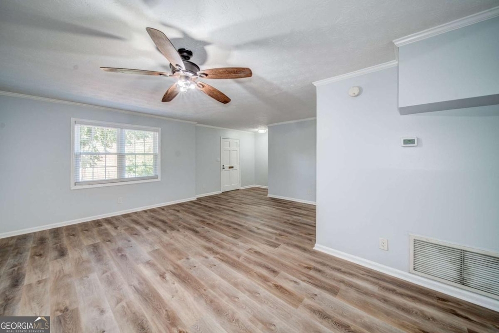 280 Winding River Road - Photo 3