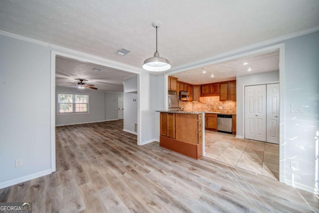 280 Winding River Road - Photo 12