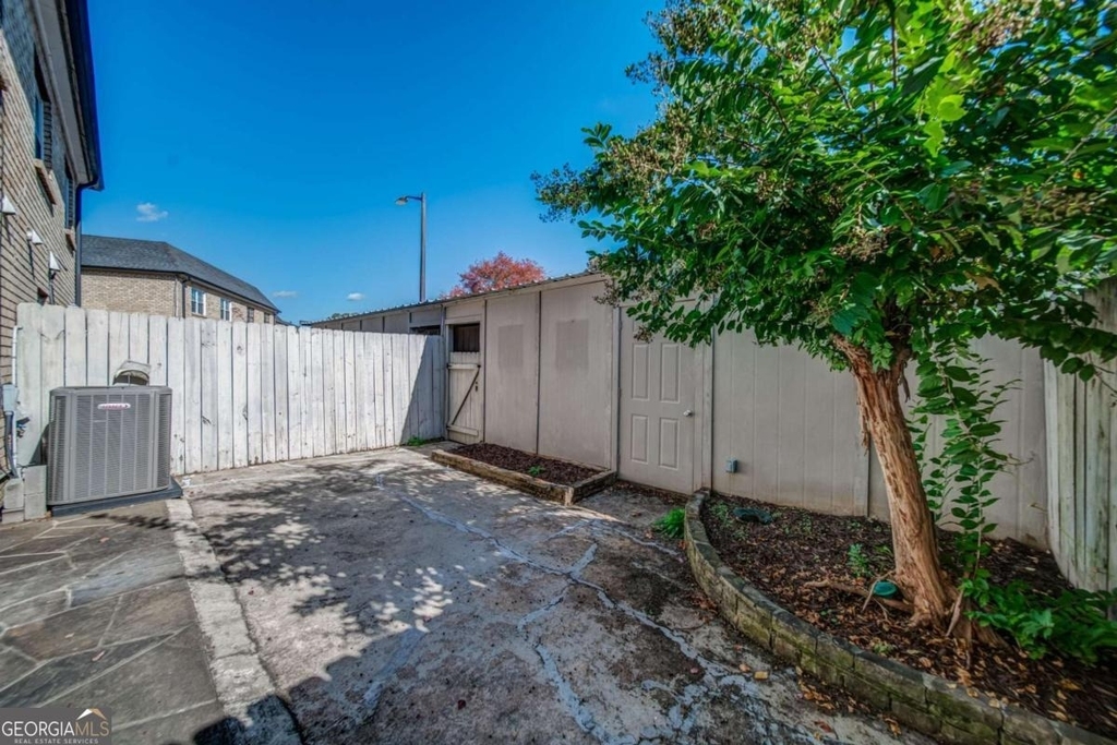 280 Winding River Road - Photo 34