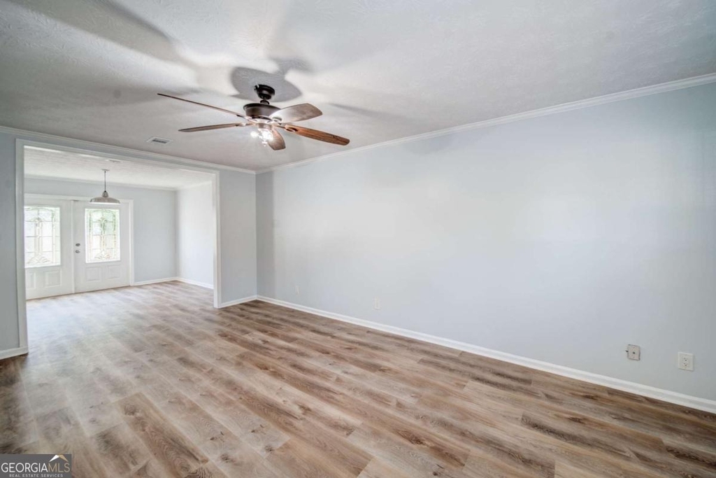 280 Winding River Road - Photo 4